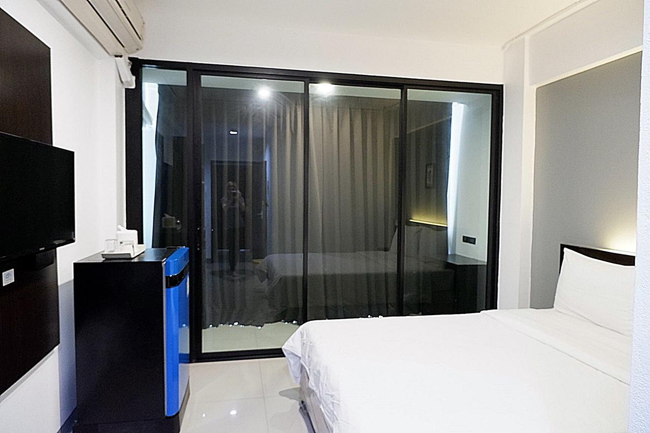 Izen Budget Hotel & Residence Rayong Esterno foto