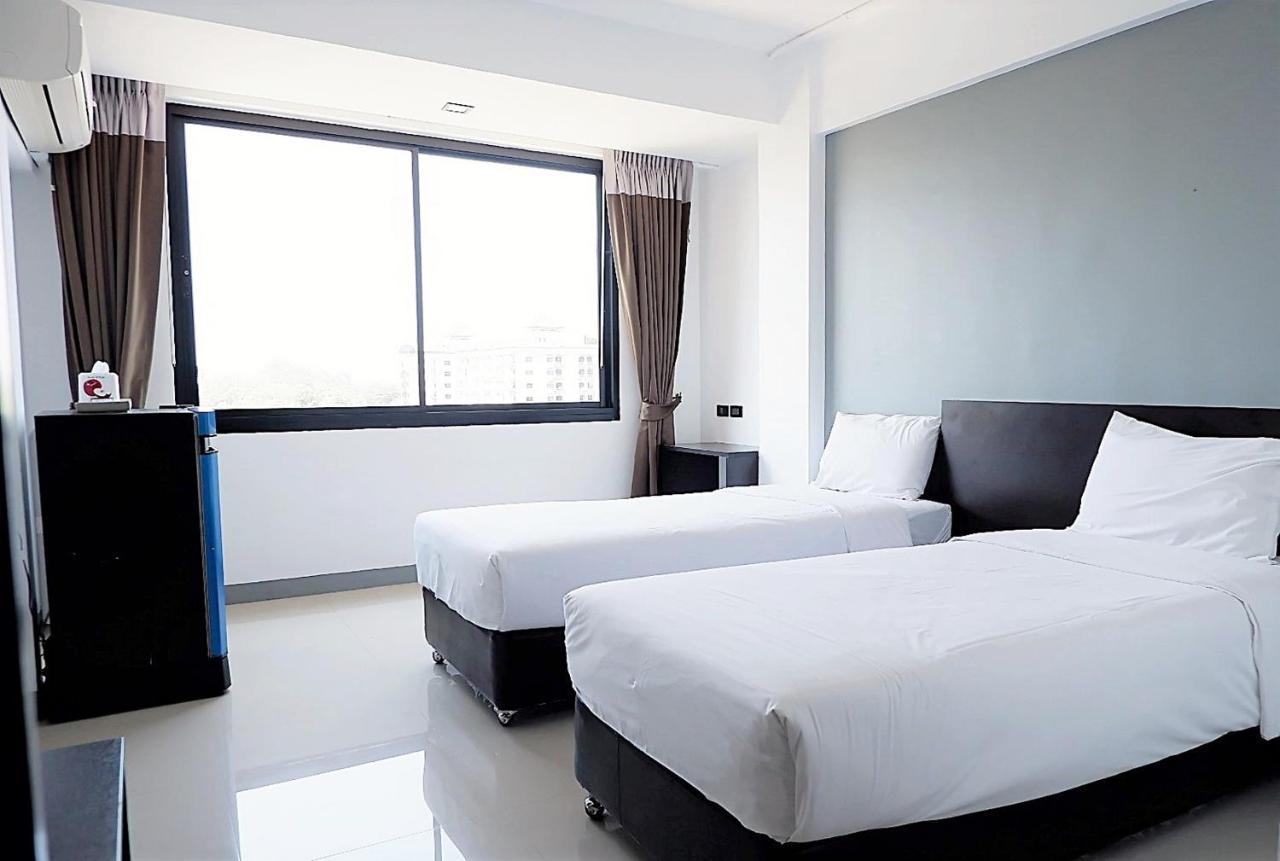 Izen Budget Hotel & Residence Rayong Esterno foto