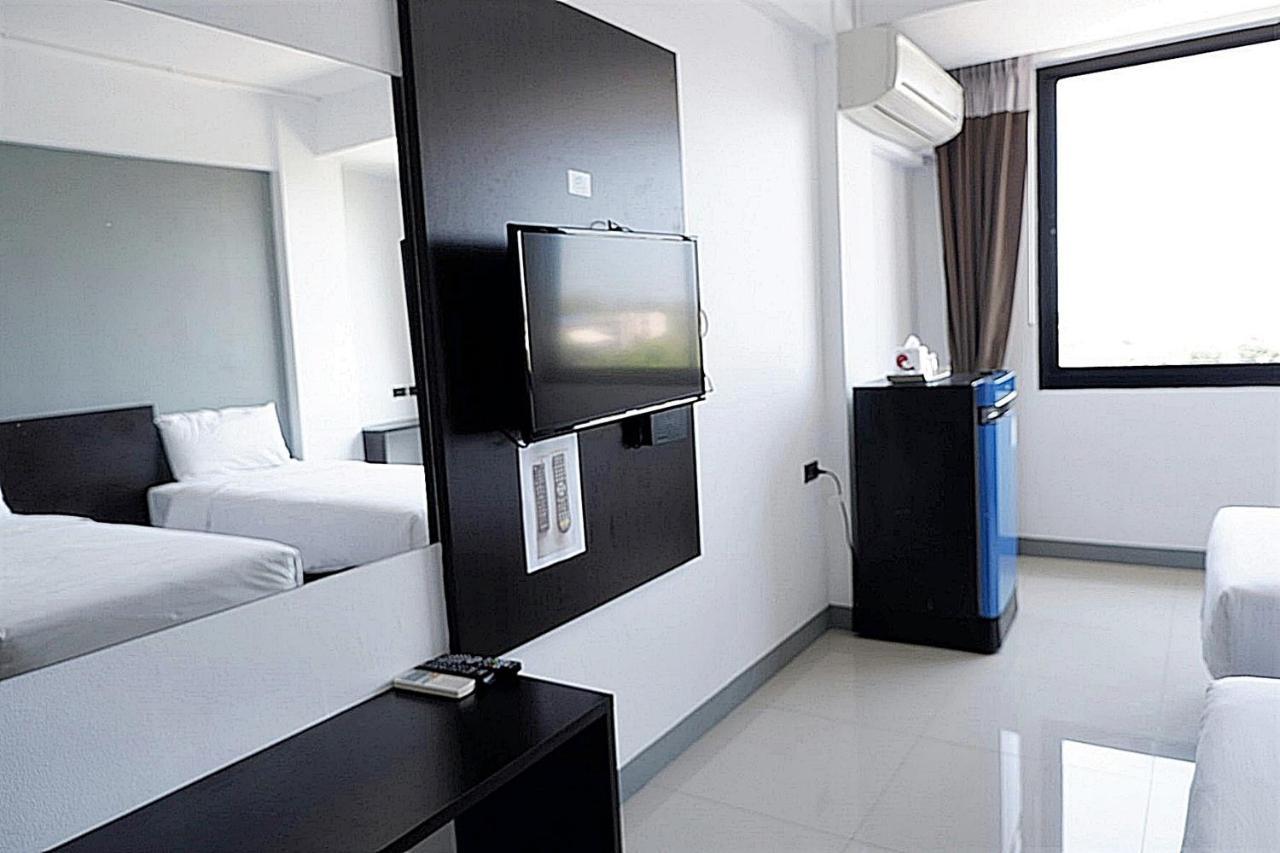 Izen Budget Hotel & Residence Rayong Esterno foto